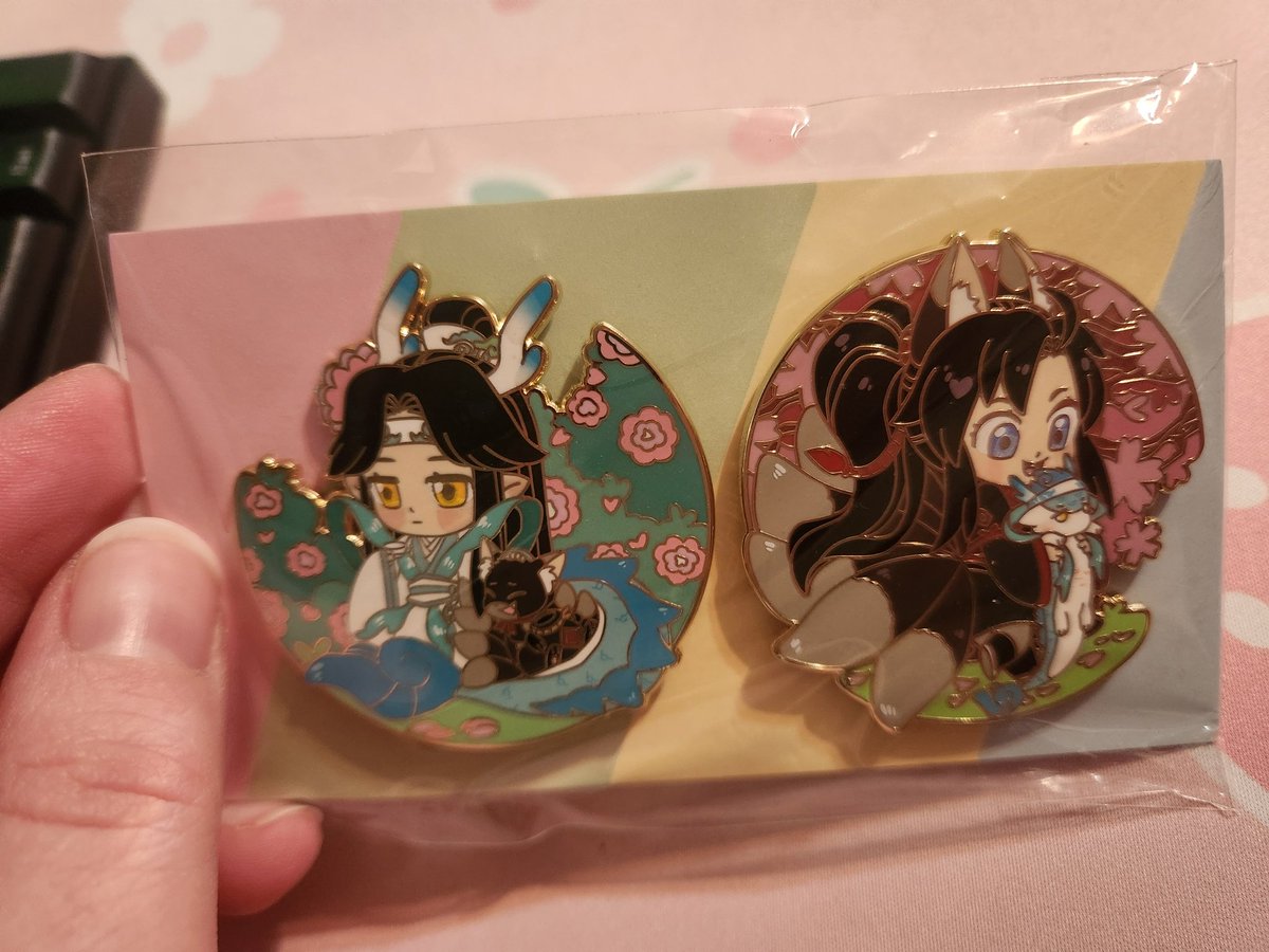 🐥Papoosh 🐣 Pin design commissions open!🔞 tweet media