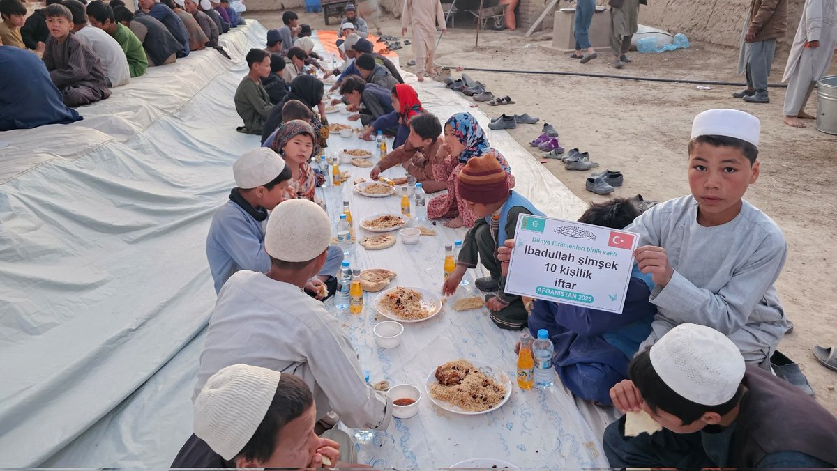 Afganistanda iftar vermek isterseniz Dünya Türkmenleri Birlik Vakfı olarak organizasyon yapılmaktadır. İftar ücreti kisi basi 1 usd dir

Whatsap 

+90540 143 60 60