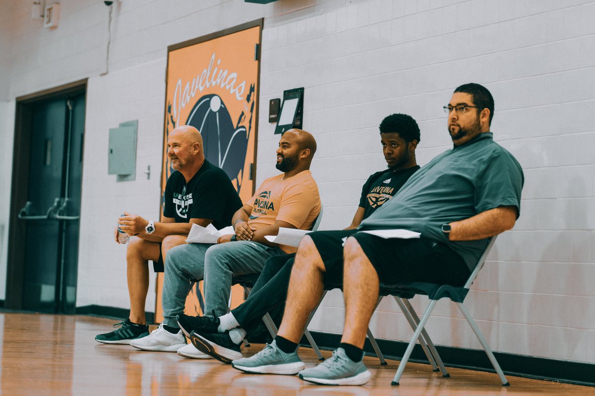 Russell "Coach V" Vanlandingham (@ucexposure) on Twitter photo Recap of 2024 STX Camp <a href="/JavelinaMBB/">Javelina MBB</a> Gym! "Top Prospects" <a href="/jp0livarez/">jp olivarez</a> <a href="/avionjac22/">Avion Jackson</a> <a href="/JosiahMcDonald_/">Josiah Mcdonald</a> All Turned Interest to an Offer! It's Only a Matter of Time Before 2026 <a href="/MaysonThomas07/">Mayson Thomas</a> Turns Interest To Multiple D1 Offers. #SecureYourSpot #FinishOnTop #BeTheNextOfferin2025 Recap of 2024 STX Camp <a href="/JavelinaMBB/">Javelina MBB</a> Gym! "Top Prospects" <a href="/jp0livarez/">jp olivarez</a> <a href="/avionjac22/">Avion Jackson</a> <a href="/JosiahMcDonald_/">Josiah Mcdonald</a> All Turned Interest to an Offer! It's Only a Matter of Time Before 2026 <a href="/MaysonThomas07/">Mayson Thomas</a> Turns Interest To Multiple D1 Offers. #SecureYourSpot #FinishOnTop #BeTheNextOfferin2025