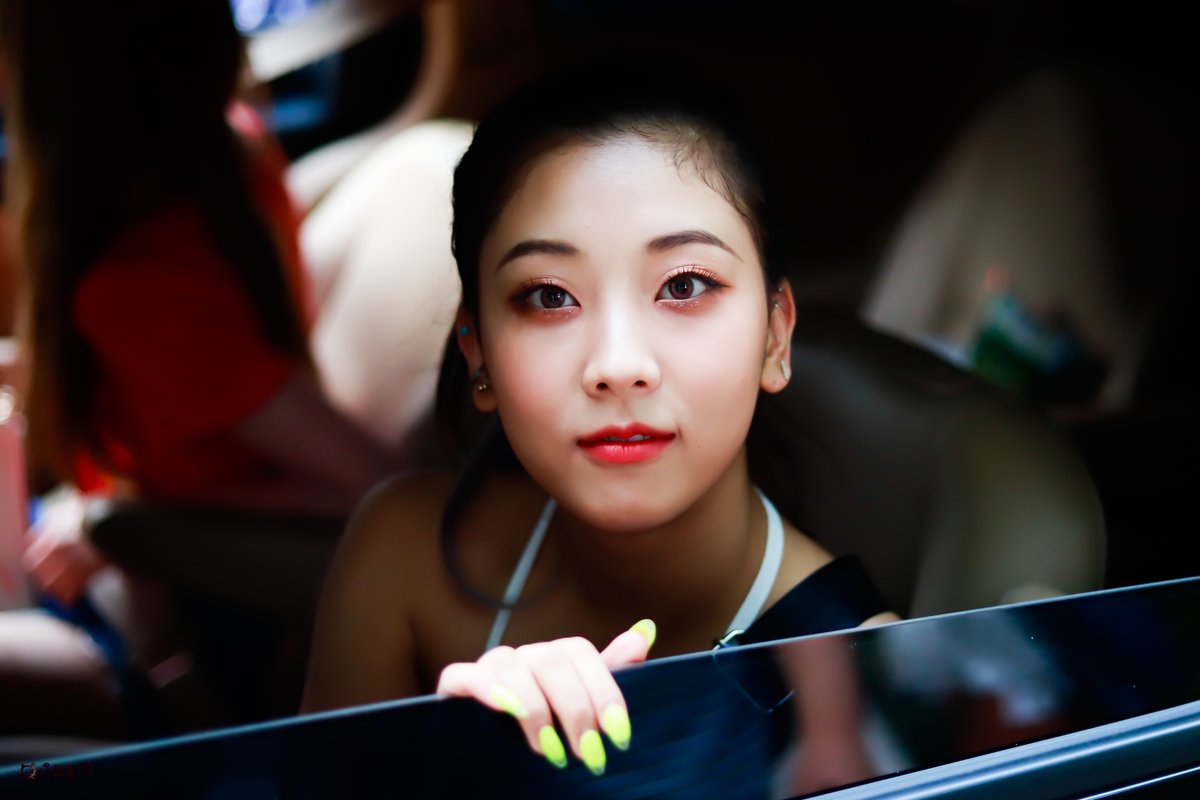 여우더쿠 tweet media