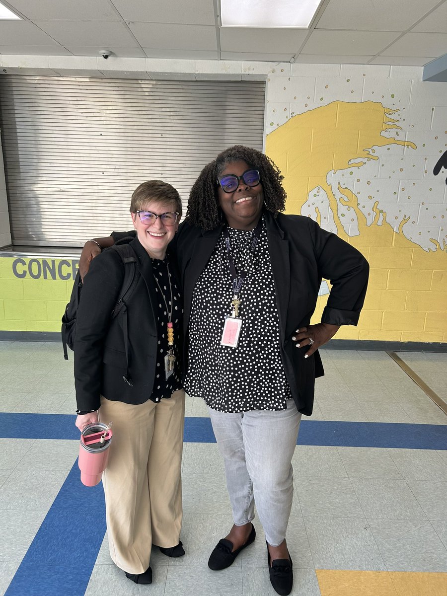 Great minds think alike! Polka dots and blazers <a href="/brownlovesbooks/">Brianna Brown</a>