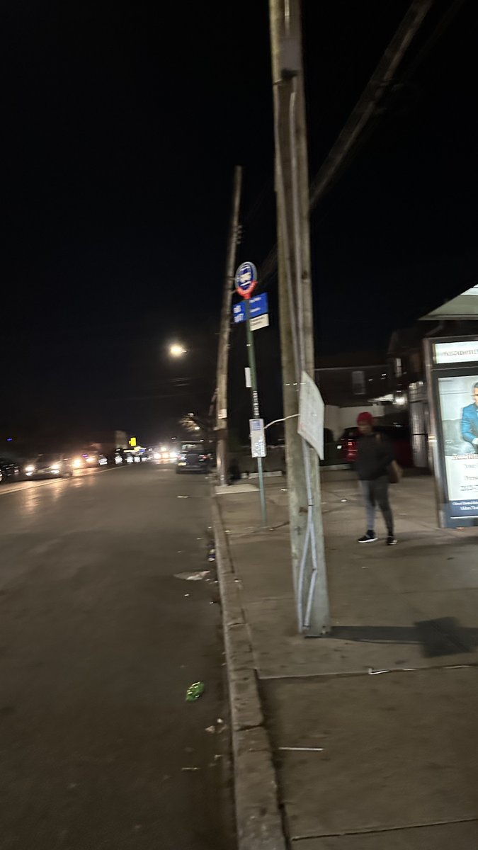 MTAisTrash's tweet photo. B8 bus #768 just passed up the remsen &amp; church stop without picking up any of us. there are about 10 of us here. complete failure of public service. driver needs disciplinary action &amp; retraining @MTA @NYCTSubway https://t.co/W7BH8ikF19