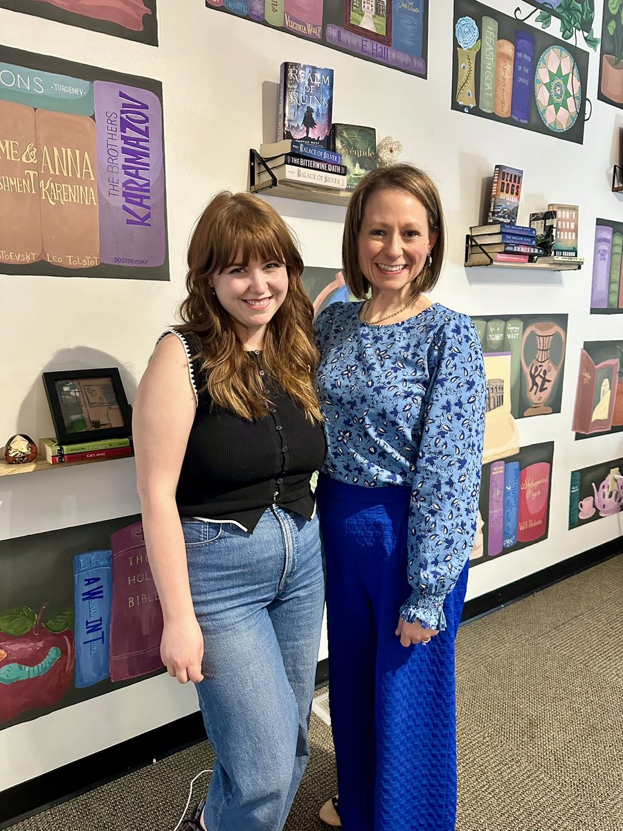 We love when alum visit (and bring homemade chocolate chip cookies with them!) The Bugtruck was thrilled to catch up with Emily Koonce (‘21) and learn about her adventures in teaching 10th grade English. We are proud of our intelligent, kind, and empathetic alumni!