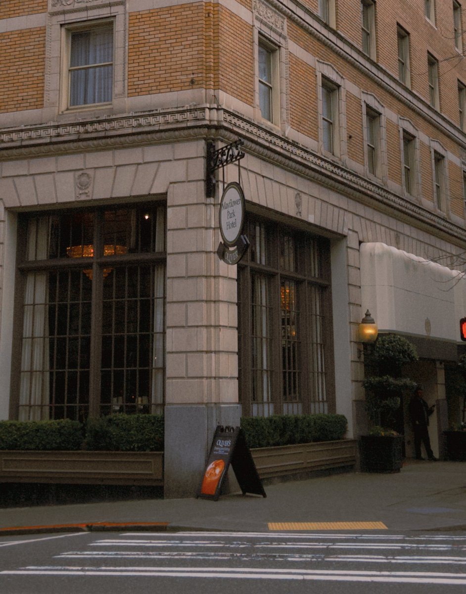 melikegunaydin tweet media