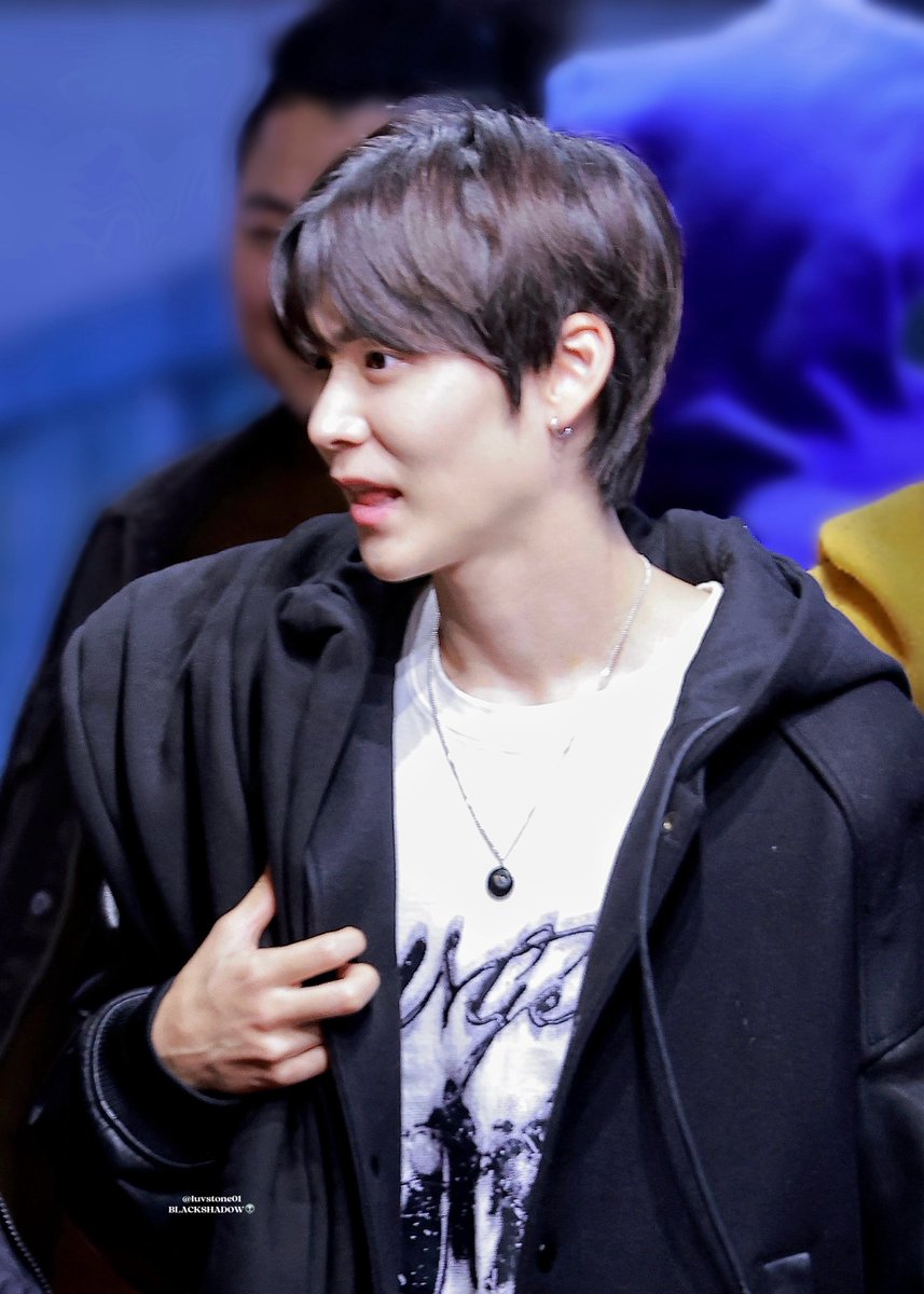 240113 라이즈 은석 팝업스토어😋

#RIIZE #EUNSEOK
#라이즈 #은석 #ライズ #ウンソク
-
#은석생일_축하할만두하지
#생일을맞은_은석씨의_모오습
#24thSongsOfEunseok