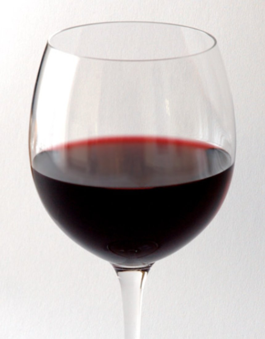 AlpacaAurelius's tweet photo. Alcohols are regulated by the TTB, not the FDA, so they don't have to list their ingredients.

Turns out red wine is way more than just grapes...In the US, producers are allowed to add 72 different additives....

Chemicals like food colorings, sugar, gums, citric acid, ammonium phosphate, mega purple, polyoxythylene 40

Not to mention all the pesticides that tend to be on grapes.

Be very careful drinking wines if you don't know the producer well.