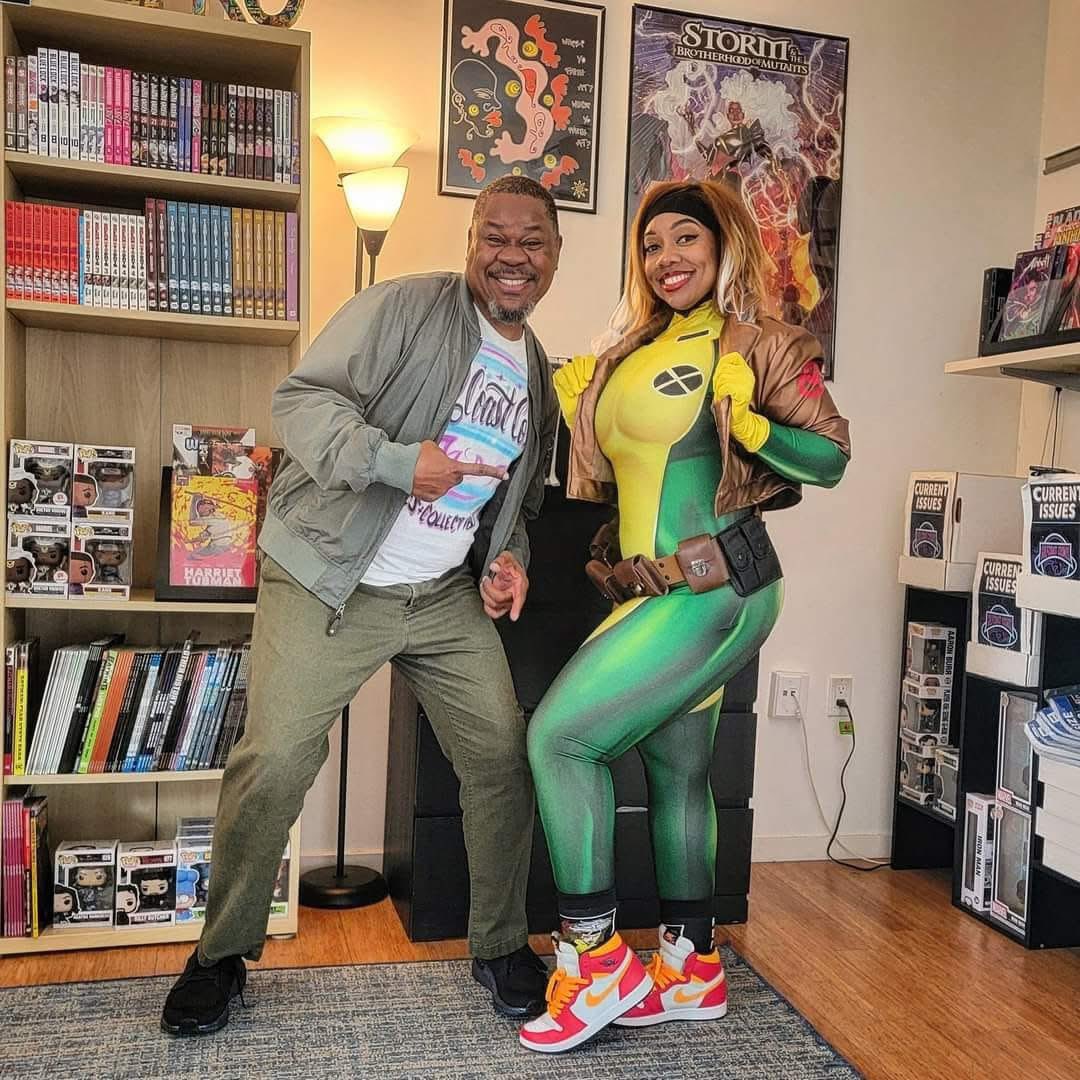 SAUEBLACKTX's tweet photo. The Only Black-Owned Comic Book Store in Texas

📍Gulf Coast Cosmos Comic | 2306 Stuart St, Houston, TX 77004 https://t.co/tNp2huKz5D