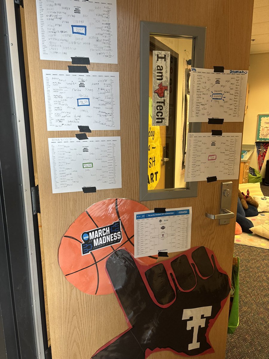 Let the dance begin! 🏀