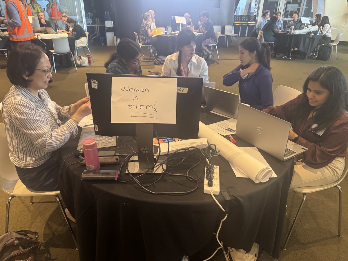 Brilliant minds, sharp data skills—this team of women in STEM is tackling the #Datathon with expertise and determination! 💡📊 #WomenInSTEM #DataDriven #SAHMRIDatathon #ANZDATA