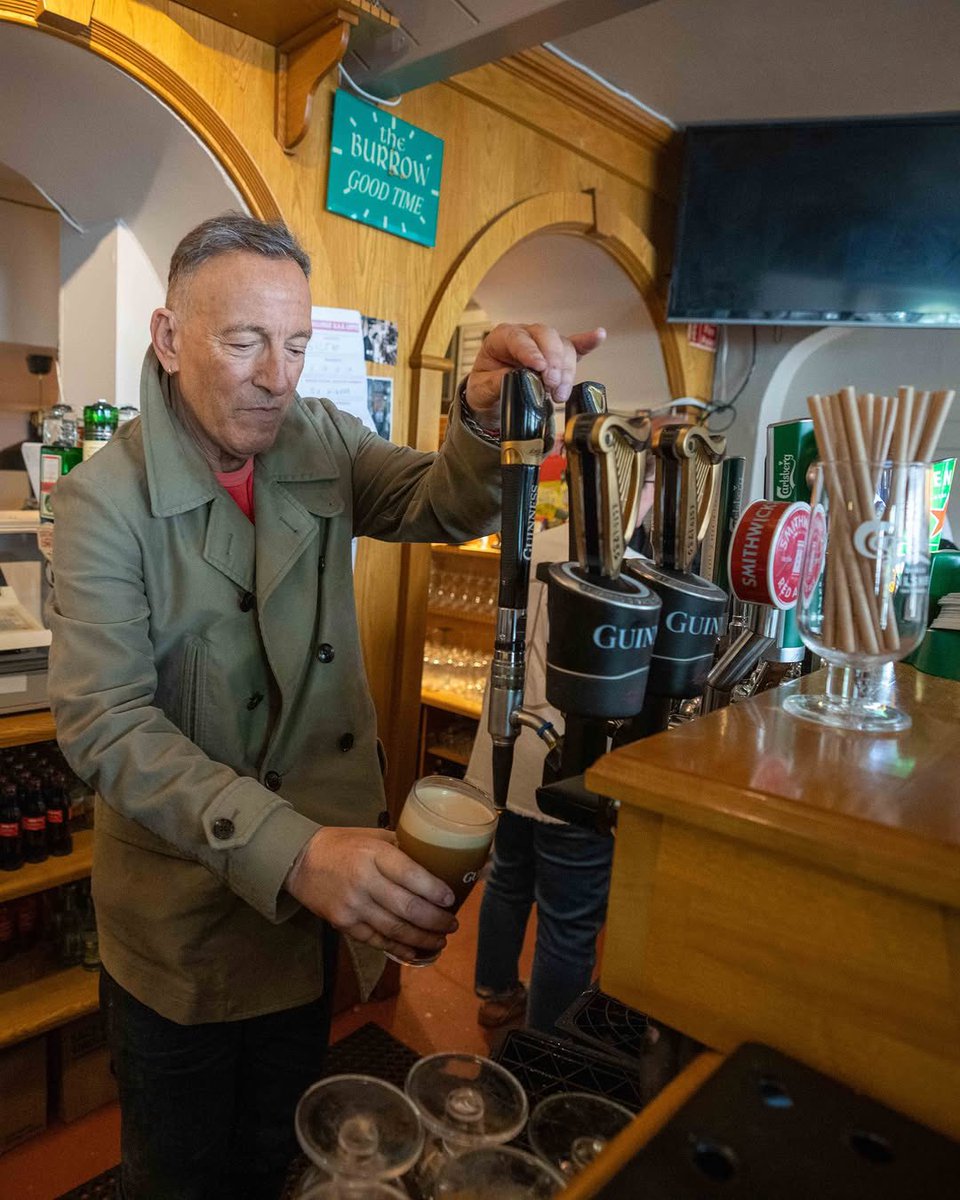 RcSpringsteen's tweet image. Happy St. Patrick&apos;s Day from all of us on E Street!