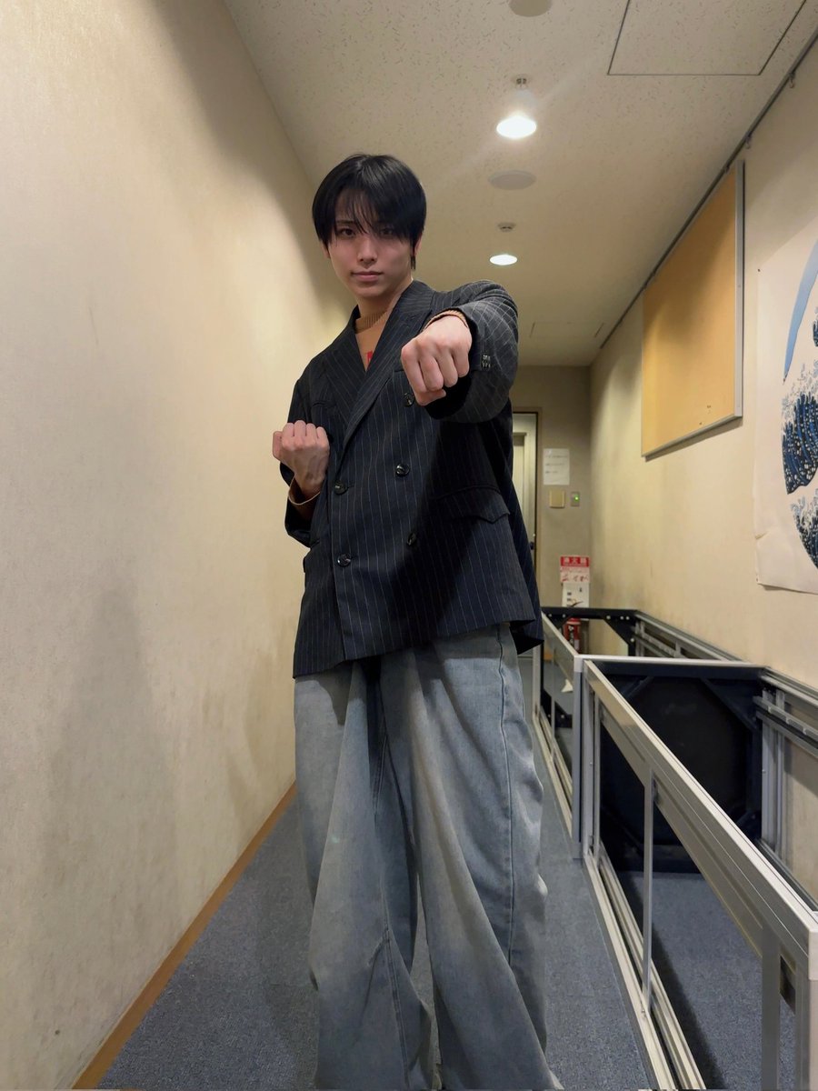 今夜23時30分からのFm yokohama「E★K radio〜HAYATOのWatch Out! Radio」TAKA STEPはGOT7の「PYTHON」の
ダンスを紹介します

#ONENONLY  #高尾颯斗　#EKradio #FMヨコハマ