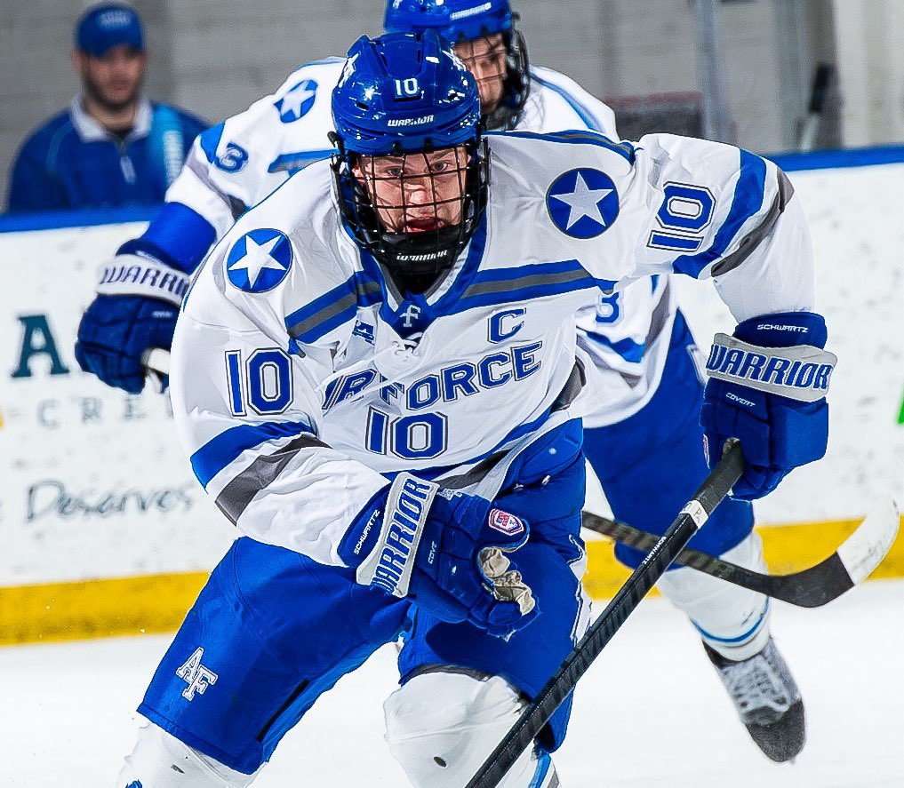 Congrats to Parker native and Arapahoe Warriors Hockey and Colorado Thunderbirds alum Austin Schwartz on being named Atlantic Hockey America Co-Best Defensive Forward for the 2024-25 season with Air Force!

READ MORE HERE: corubberhockey.com/parker-native-…
