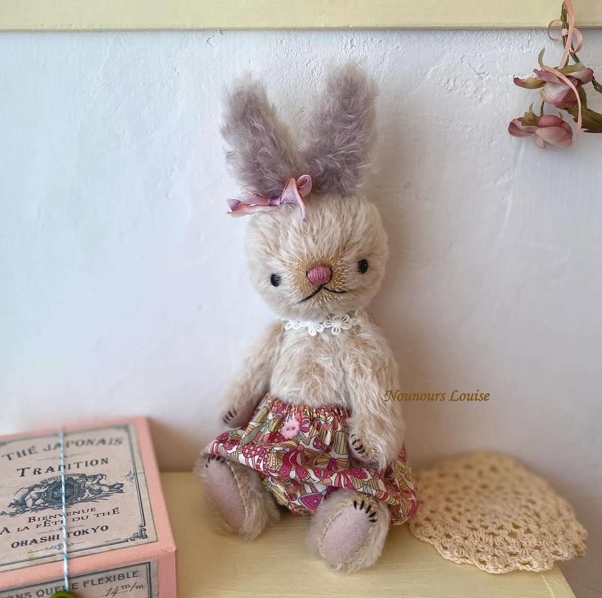 実店舗「🌸桜さくら🌸」イベント作品紹介🔔 ̖́-
𓂃 @nounours_louise 様の作品です⸜🌟⸝

花見日和🌸熊ちゃんとうさちゃんノリノリ！とても可愛い🩷
• ───── ✾ ───── •

instagram.com/p/DHXSyY2yE3q/…
#テディベア #ハンドメイド