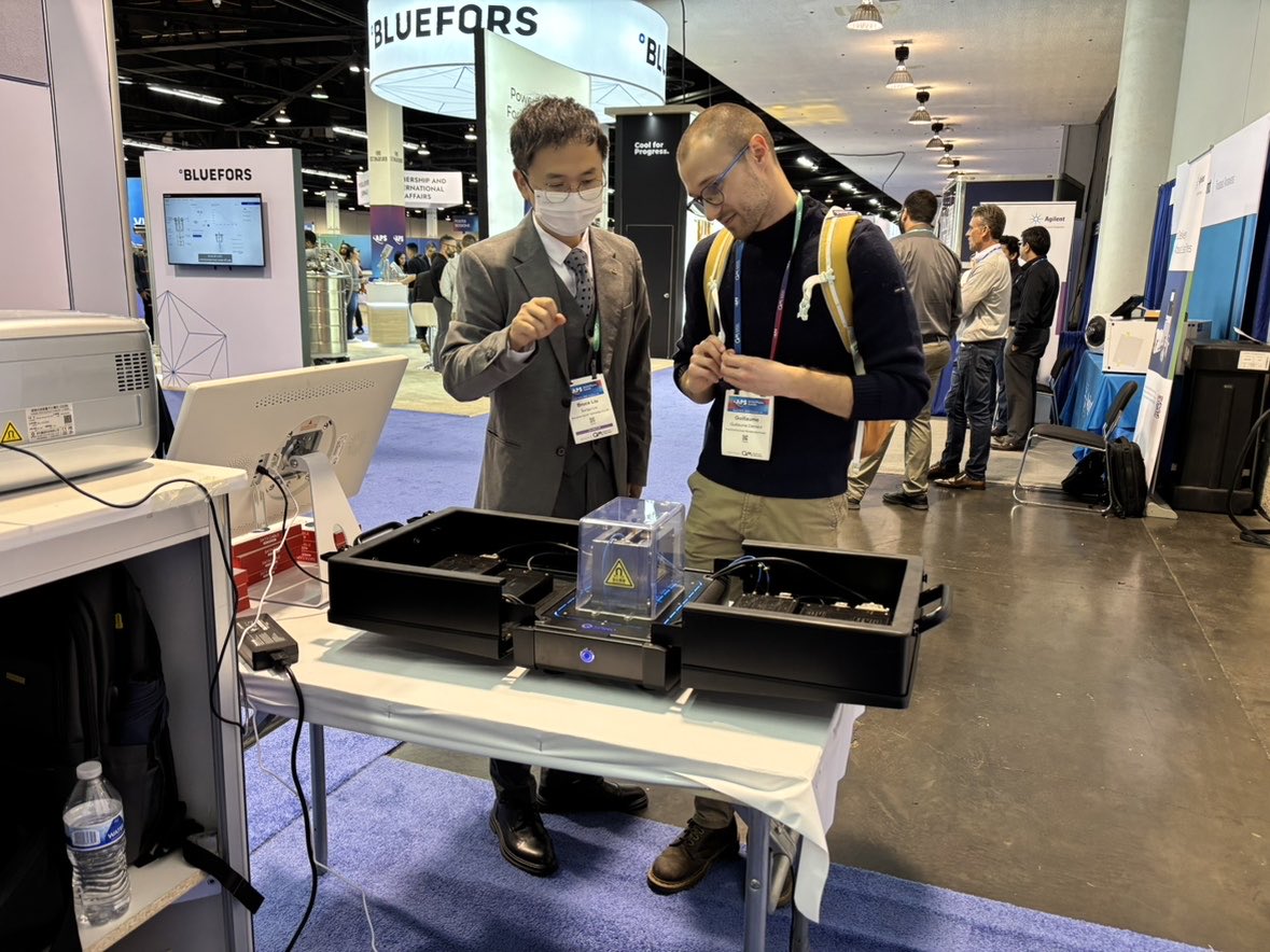 SpinQ_Lab's tweet image. If you&apos;re at #APSSummit25 @APSphysics, make sure to visit the exhibitor area! Stop by booth #114 and meet the team from @SpinQ, catch live demos of our latest quantum computer. See you there! #QuantumComputing #SpinQ