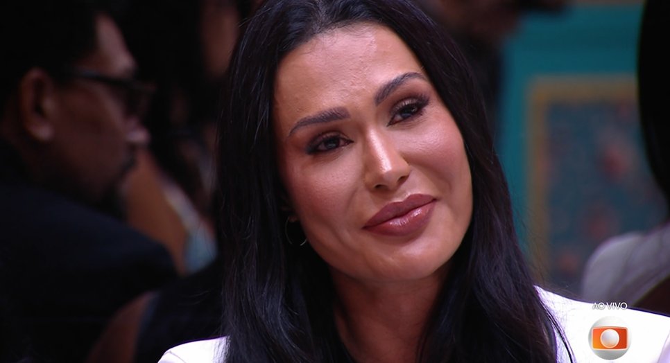 gracyanne_bbb's tweet photo. Gracyanne foi assunto durante todo o #BBB25 Antes mesmo de começar, já era o nome mais falado. Ela é gigante e é assim que sai do programa, no maior e mais emocionante paredão da edição, com baixa rejeição e a certeza que terá um pós incrível. Dar a volta por cima é sua história! https://t.co/EXhGAh8k00