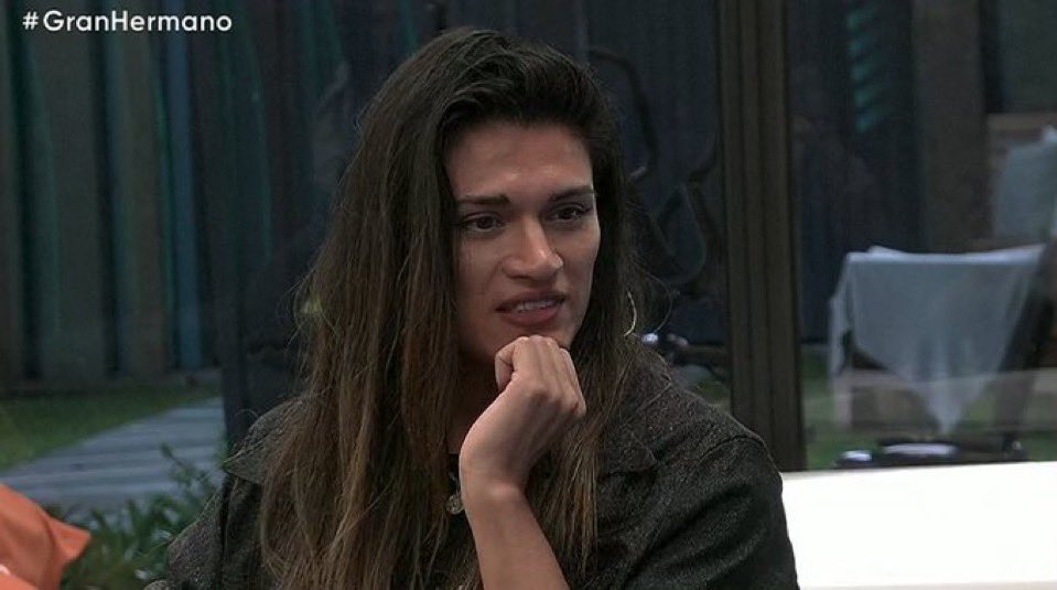 A quien bancan en esta pelea? 

❤️- Eugenia 
🔁- Luciana 

#GranHermano