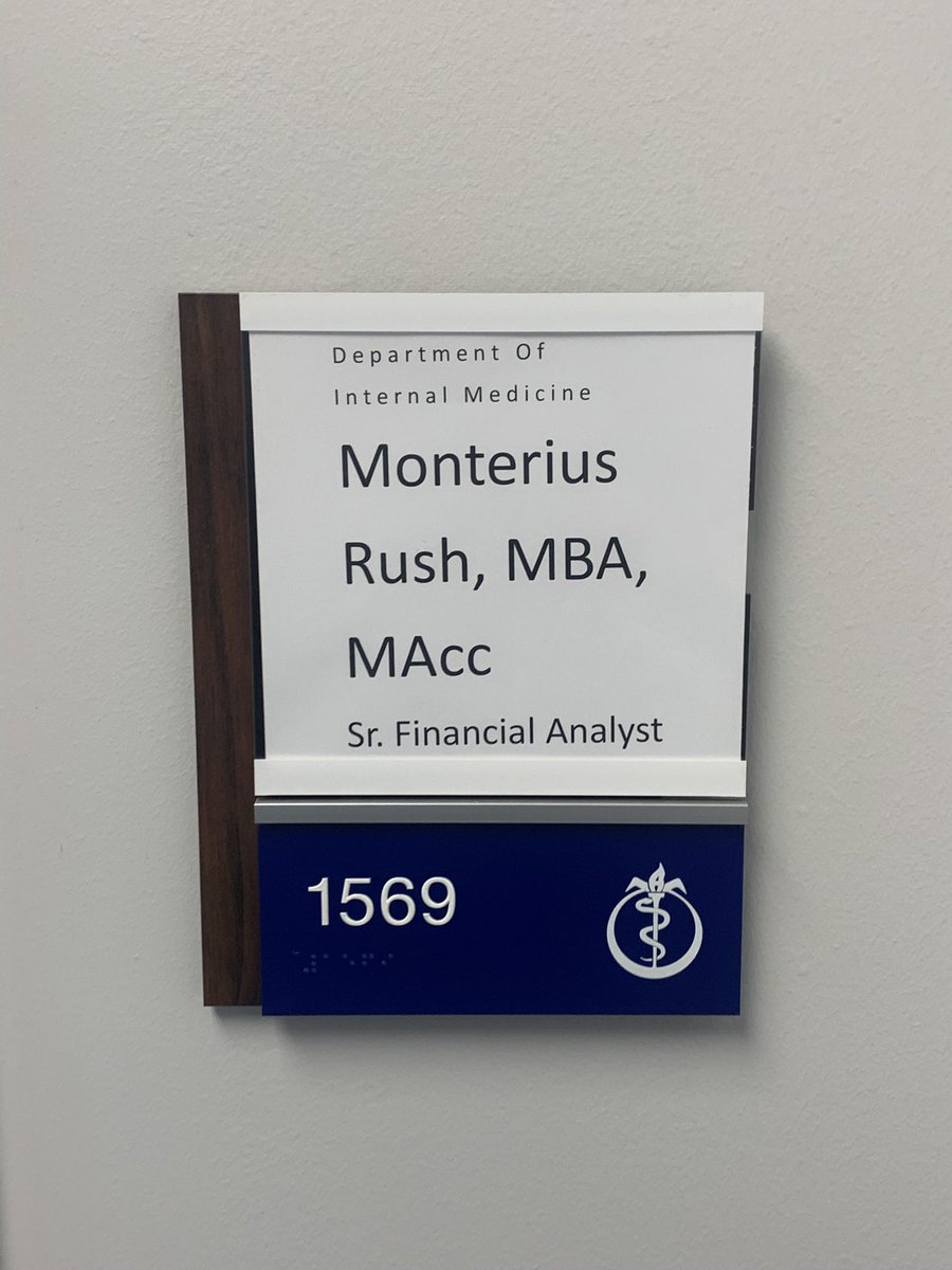 KingMontaeRush's tweet photo. the fruitfulness of a reward … a foreseeable vision that has transpired a momentous designation … my very first office at #MoreHouseSchoolofMedicine … #gratitude #NationalAssociationofBlackAccountants #DonaldBristowRisingSTAR #supremacy #MontaeRush 🙌🏾🤴🏾🙌🏾 https://t.co/BI0CzDHmts