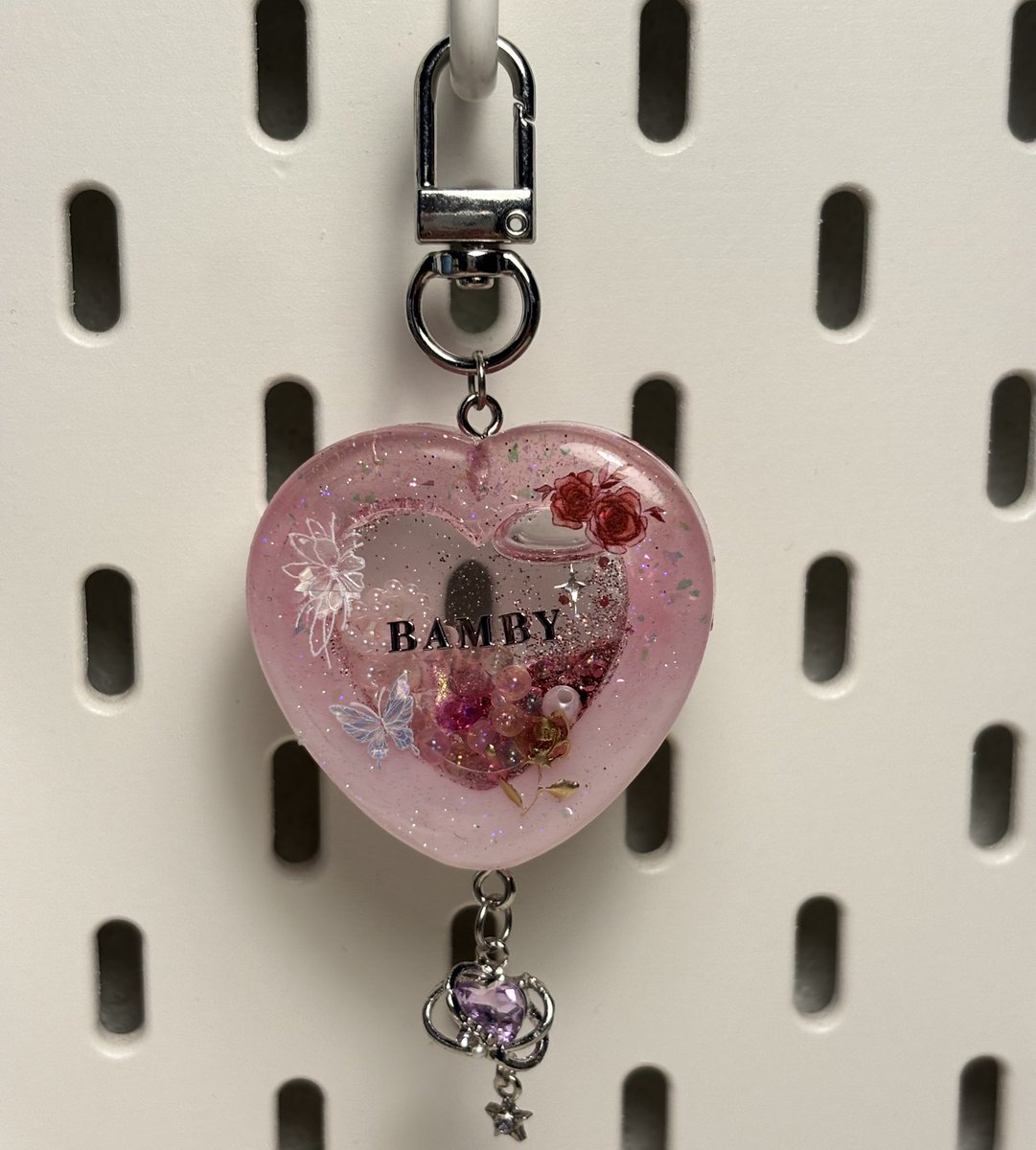 Glossycraft 💜 tweet media