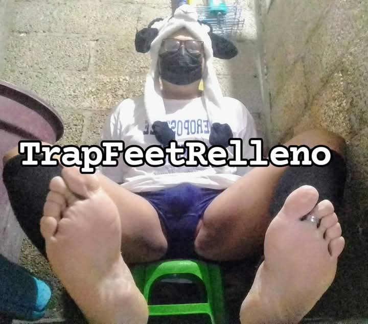 Algunas fotos que ya tenía con look tipo Femboy jsjsjs (esas fotos son de hace un año, espero poder mejorar y sacar un mejor look jsjsjs ✨)