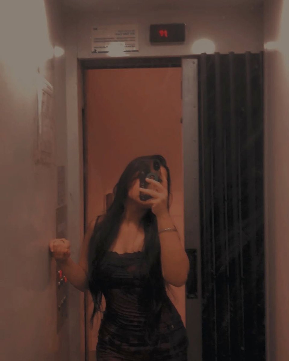 itspayalsharma's tweet image. Shining bright in timeless elegance🤌🏻❤️‍🩹