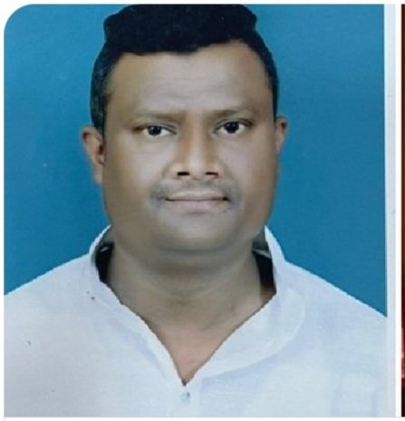 Mrsinha's tweet photo. He's Fahim Khan, the mastermind of #NagpurViolence.
He's the one who gathered Muslims and planned this.

It wasn't a reaction to anything; it was a plain act of terror. I hope at least the NSA will be imposed on him... https://t.co/EShEPwgIk3