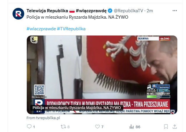 GmY1gU7WYAA2yGg?format=png&name=small