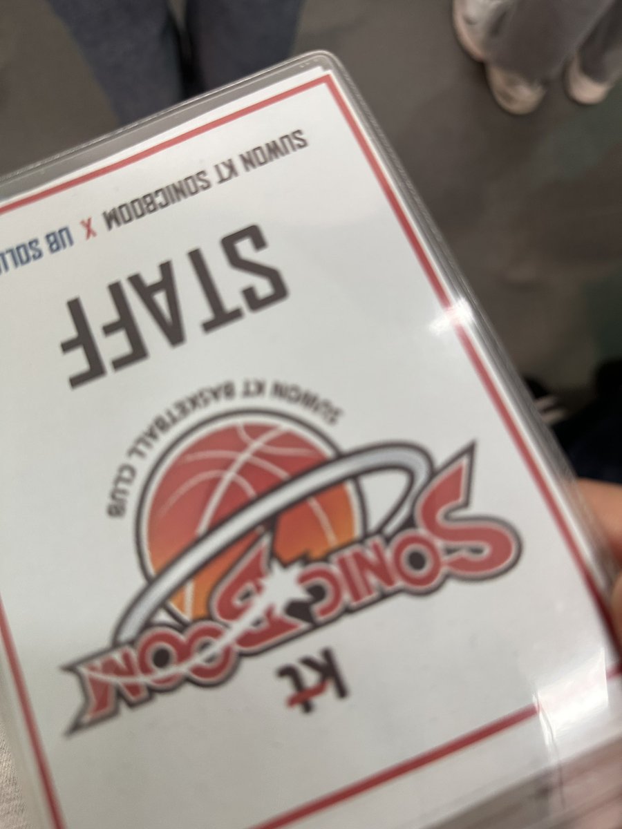 공주인데 기사단을 보려면 돈을 벌어야 ,,,