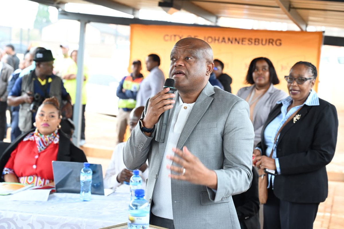 CityofJoburgZA's tweet photo. @DadaMorero @ennie_makhafola Naledi Clinic is one of 75 Primary Health Care facilities across the City's seven regions. The newly built clinic is strategically located in the heart of Naledi, ensuring easy access to public transport and walkability for patients.
#JoburgService #JoburgCares ^MM https://t.co/ffwSgdd65j
