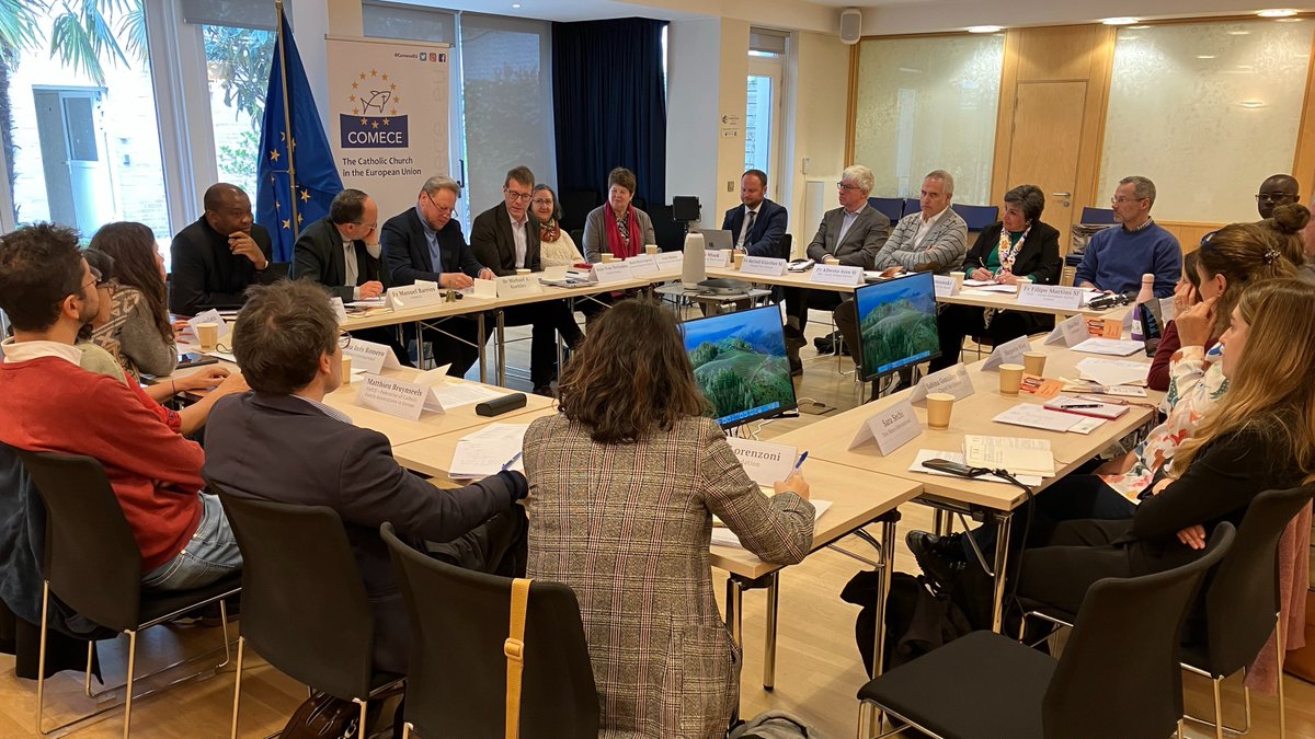 🌍🙏 Thank you <a href="/ComeceEu/">The Catholic Church in the EU</a> for convening an informal meeting of Catholic organisations working with the EU institutions. 
It was an excellent opportunity to learn more about each other's work and to explore and find new ways forward! 🕊️