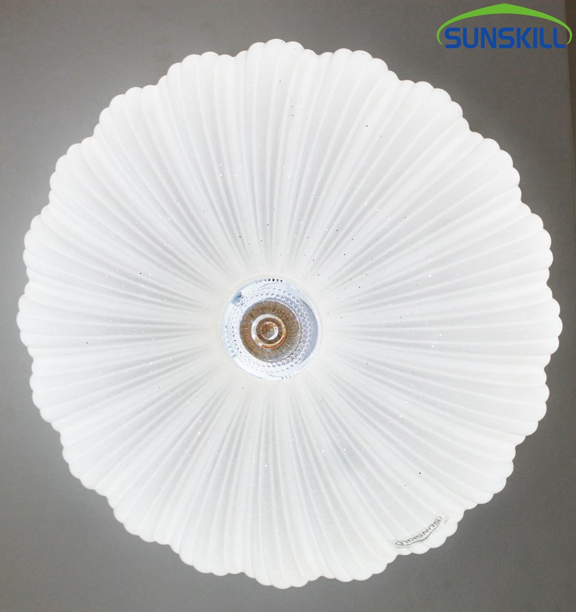 sunskilltz's tweet photo. Ceiling lamp currently available in our store
#sunskilllighting #ceilinglamp #lighting #lightdesign #light https://t.co/hMH2I9K3bT