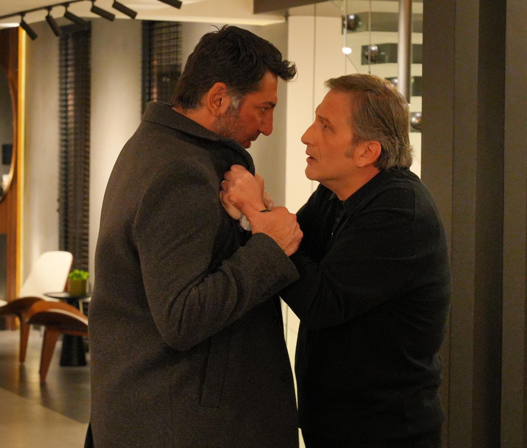 GmY8n6XXcAACC0t?format=jpg&name=large