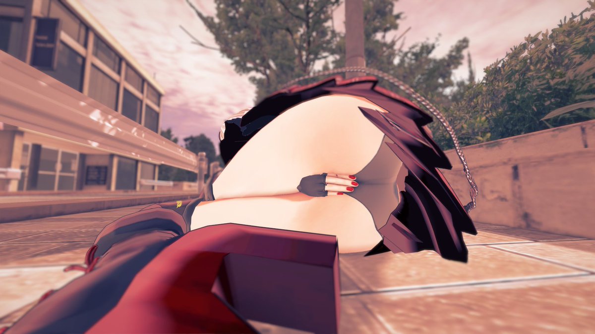 She is very cute like this.