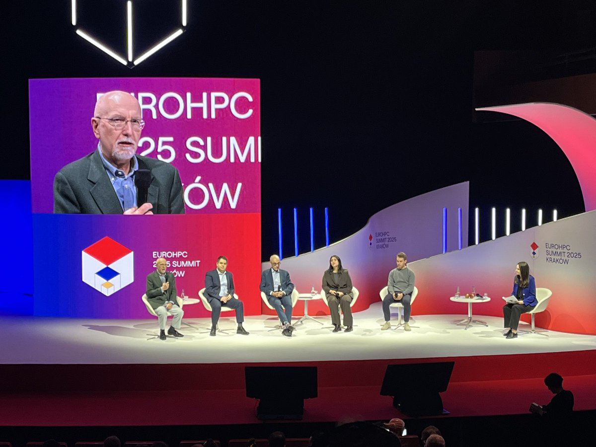 Cultural Informatics (@cultinformatics) on Twitter photo At the #EuroHPCSummit 2025 in Krakow <a href="/EuroHPC_JU/">EuroHPC Joint Undertaking</a> to discuss challenges and opportunities about #HPC across Europe At the #EuroHPCSummit 2025 in Krakow <a href="/EuroHPC_JU/">EuroHPC Joint Undertaking</a> to discuss challenges and opportunities about #HPC across Europe