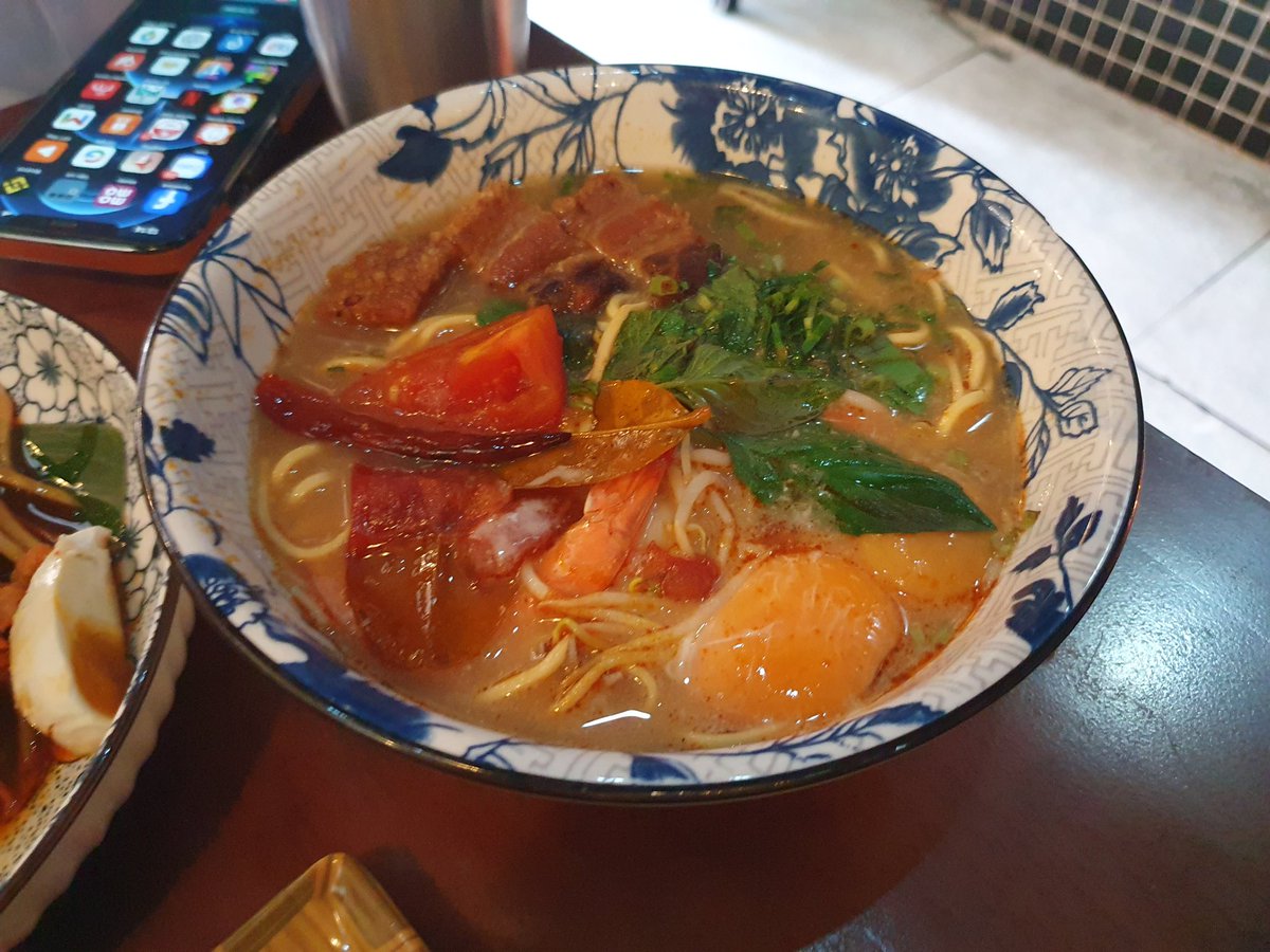 Idea_Master's tweet image. 점심은 태국음식으로.
너무 맛있다.👍