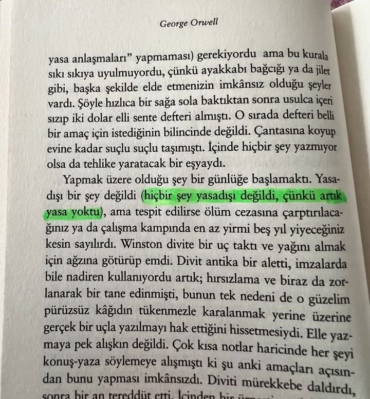"Aslında hiç bir şey yasadışı değildi, 
çünkü artık yasa diye bir şey yoktu."

~George Orwell

#ohal