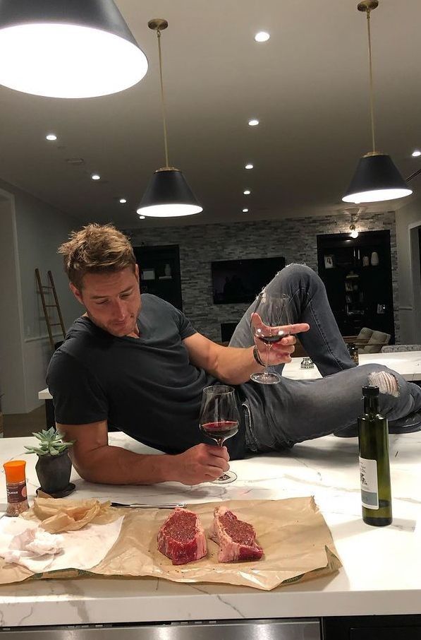 I do #openfollow for western rps and friendly peeps out there. I'm pretty new here thus i'll need as many friends as i can. 

Don't hesitate to approach me. I'm basically laying on the table offering wine and steaks for you.
