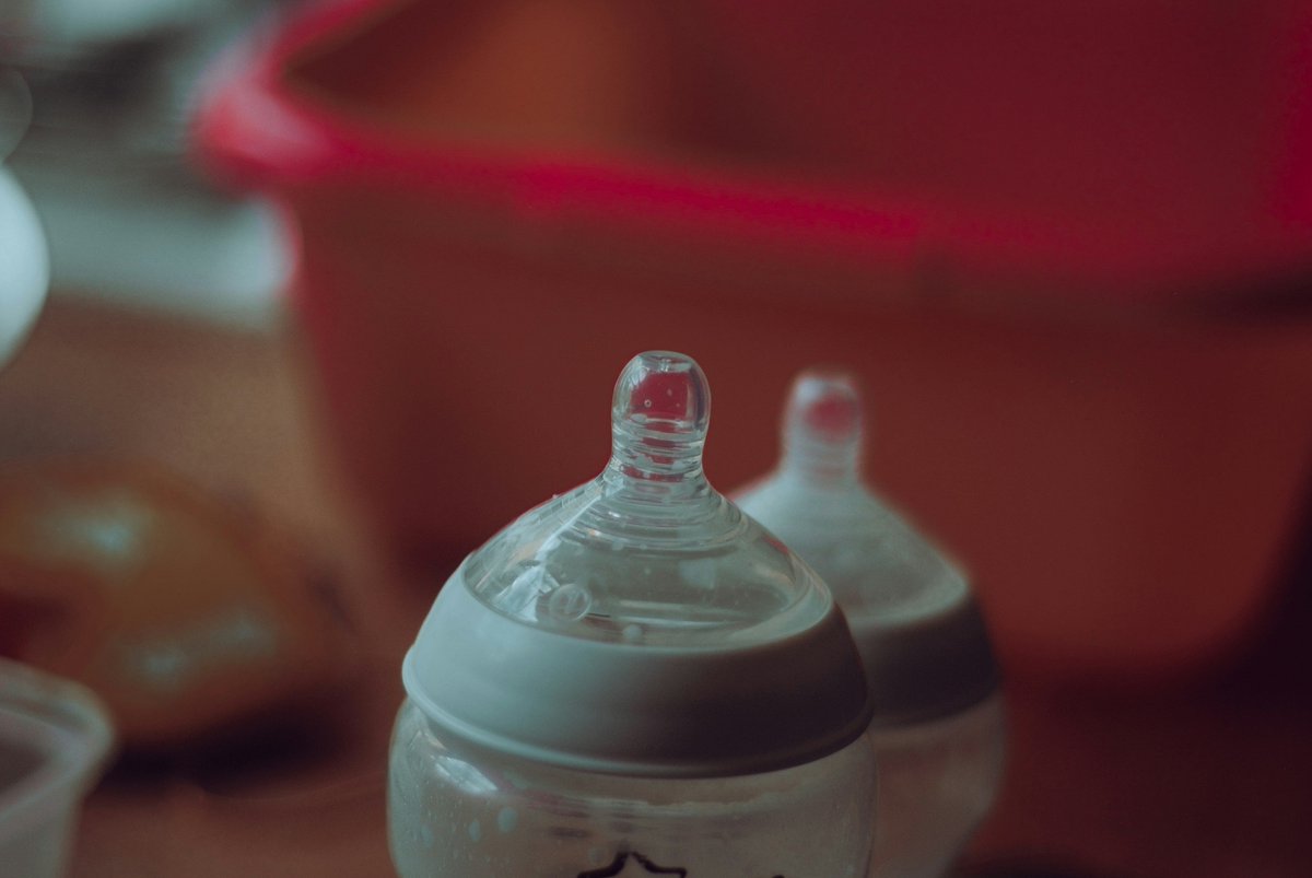 Australian Science Media Centre (@aussmc) on Twitter photo 🍼 Giving a toddler a bottle to help get them to sleep is linked to higher weight and dental cavities, according to <a href="/Sydney_Uni/">University of Sydney</a> <a href="/UNSW/">UNSW</a> <a href="/CurtinUni/">Curtin University</a> <a href="/UQ_News/">UQ News</a> <a href="/westernsydneyu/">Western Sydney University</a>
buff.ly/tckBdjr 🍼 Giving a toddler a bottle to help get them to sleep is linked to higher weight and dental cavities, according to <a href="/Sydney_Uni/">University of Sydney</a> <a href="/UNSW/">UNSW</a> <a href="/CurtinUni/">Curtin University</a> <a href="/UQ_News/">UQ News</a> <a href="/westernsydneyu/">Western Sydney University</a>
buff.ly/tckBdjr