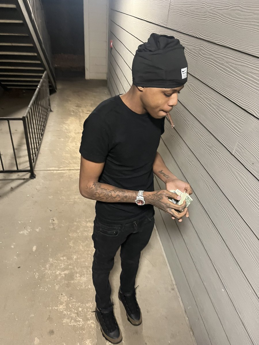 oppbitch_'s tweet photo. https://t.co/b5yfZOaBFd
