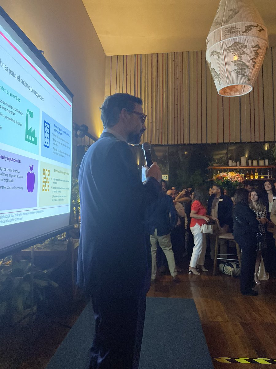 GavinDCook's tweet image. Un gusto participar del #RiskMap 2025, que elabora @Control_Risks, a quienes felicito su 5⃣0⃣ aniversario apoyando a empresas a nivel 🌍 evaluando riesgos globales y su impacto a las inversiones que generan desarrollo. ¡Por muchos éxitos más!