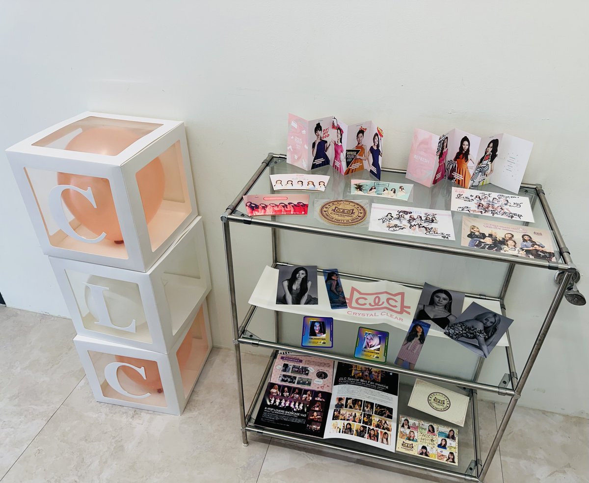 예쁜 카페 열어 주셔서 감사합니다🫶🏻
추억 가득 씨엘씨 가득 행복...🥹🫠

#Our_Blooming_Journey
#10YearsWithCLC 
#CLC #씨엘씨