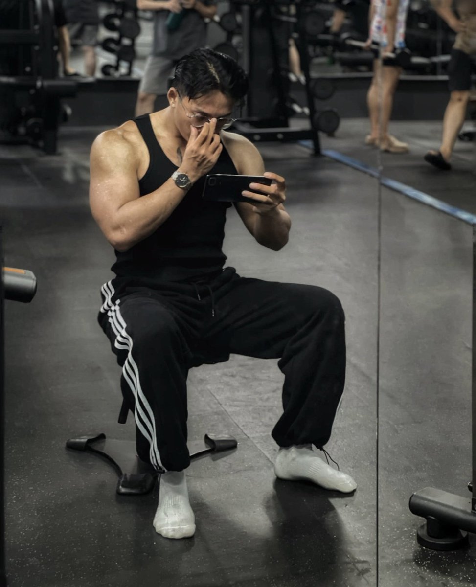 Lê Nguyễn Trung Ngân (@lengtrungngan) on Twitter photo 