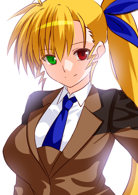 「今日からインターンでお世話になります高町ヴィヴィオです!」
(*`・ω・)ゞビシッ!!

管理局インターン受け入れしてんのかな…? 