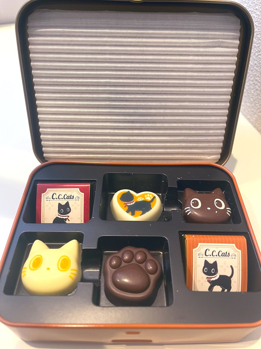 ホワイトデーにいただいたチョコめっちゃ可愛い😻！おめめぱっちりね