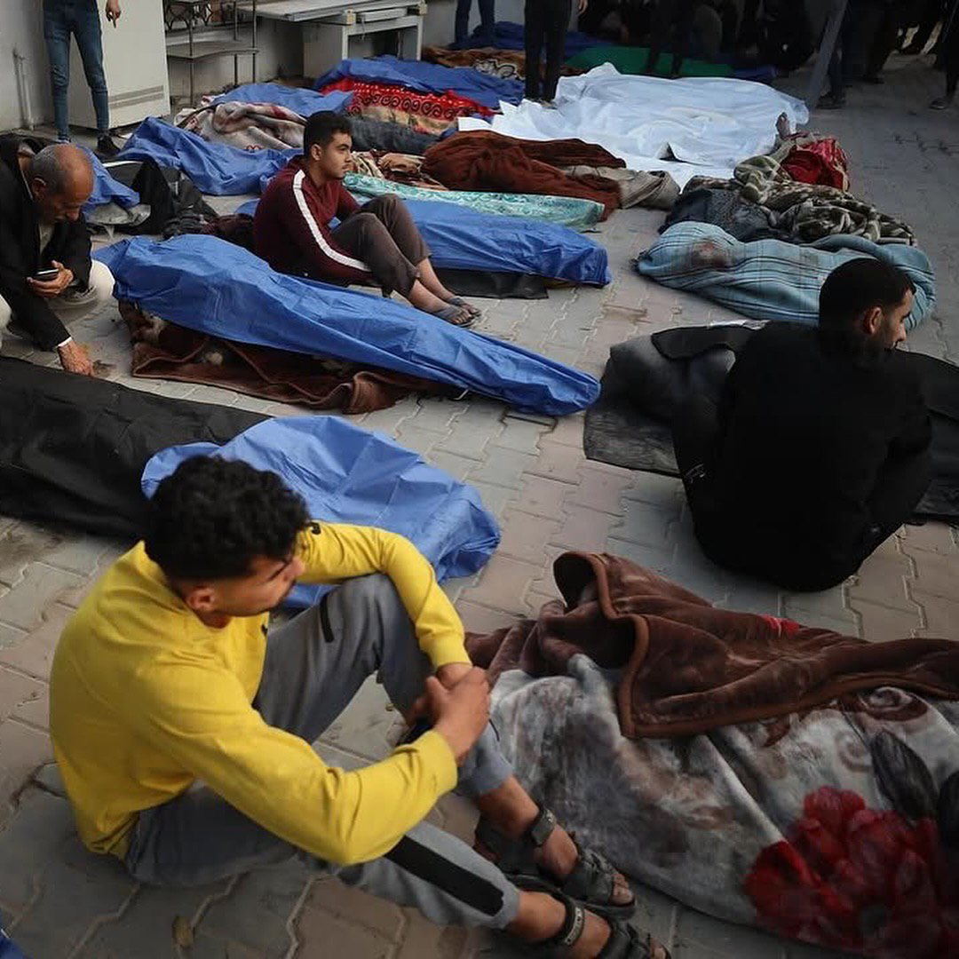 AbujomaaGaza's tweet photo. Where are your morals and principles?!
Where’s your humanity?!

Is Israel’s KILLING on 450 people including 174 children, 89 women and 39 elderly people in 10 minutes mean nothing to the entire FREE WORLD?! https://t.co/aZw3ehgB2B