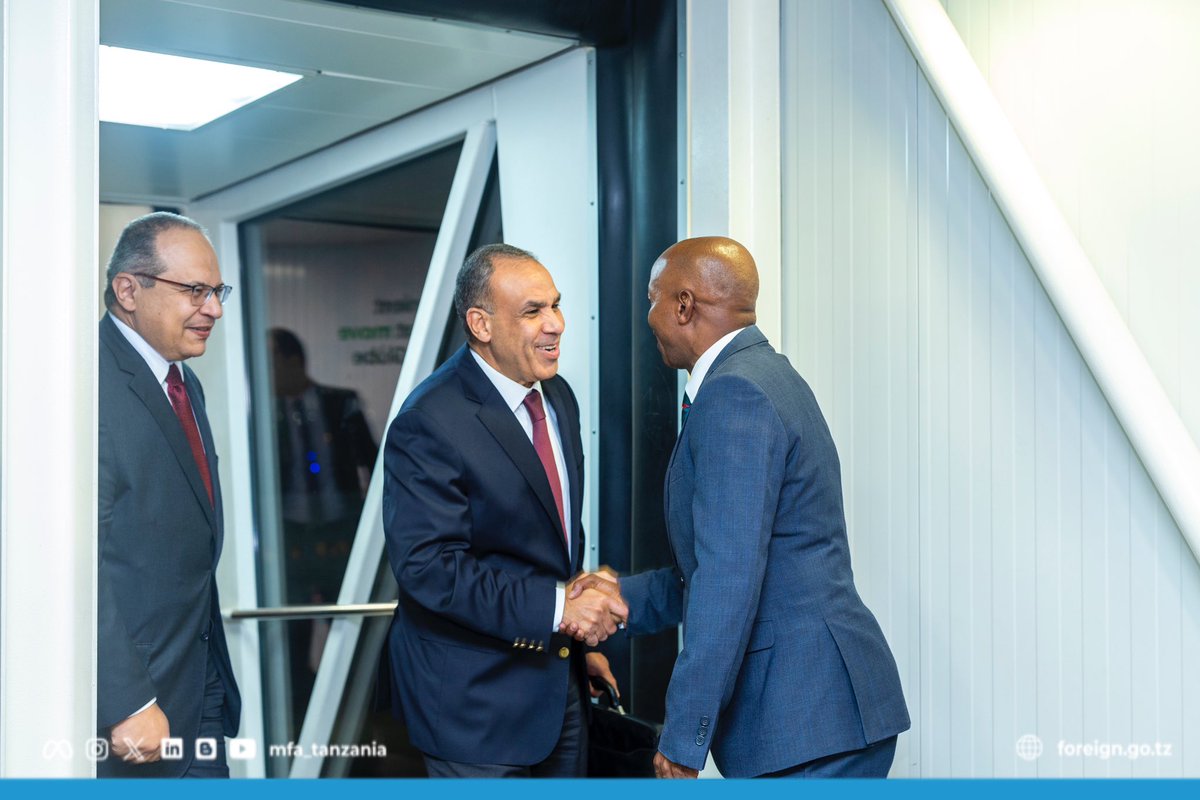 mfa_tanzania's tweet photo. Egypt’s Minister for Foreign Affairs arrives in Tanzania for a working visit

The Minister for Foreign Affairs, Emigration, and Egyptian Expatriates of the Arab Republic of Egypt, Hon. Dr. Badr Abdelatty, has arrived in Tanzania for a  working visit

Upon his arrival at Julius Nyerere International Airport in Dar es Salaam, Hon. Dr. Abdelatty was warmly received by the Deputy Ministers for Foreign Affairs and East African Cooperation, Hon. Cosato Chumi, who was accompanied by the Tanzanian Ambassador to Egypt, H.E. Maj. Gen. Richard Makanzo, and the Egyptian Ambassador to Tanzania, H.E. Sherif Ismail.

During the visit, Hon. Dr. Abdelatty alongside his Tanzanian counterpart, Hon. Amb. Mahmoud Thabit Kombo are scheduled to officiate the Tanzania-Egypt Business and Investment Forum in Dar es Salaam.

Later, the two ministers will jointly address the press to highlight key outcomes of their bilateral talks. 

Dr. Abdelatty will also meet the Deputy Prime Minister and Minister for Energy, Hon. Dr. Doto Biteko and visit the Julius Nyerere Hydropower Plant in Rufiji, Pwani Region.