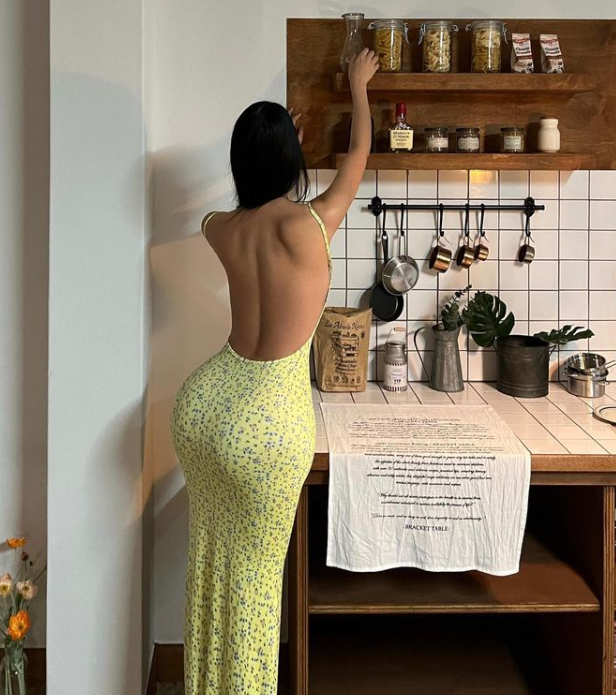 你给姐姐点赞 姐姐给你后入怎么样 #御姐 #大奶子