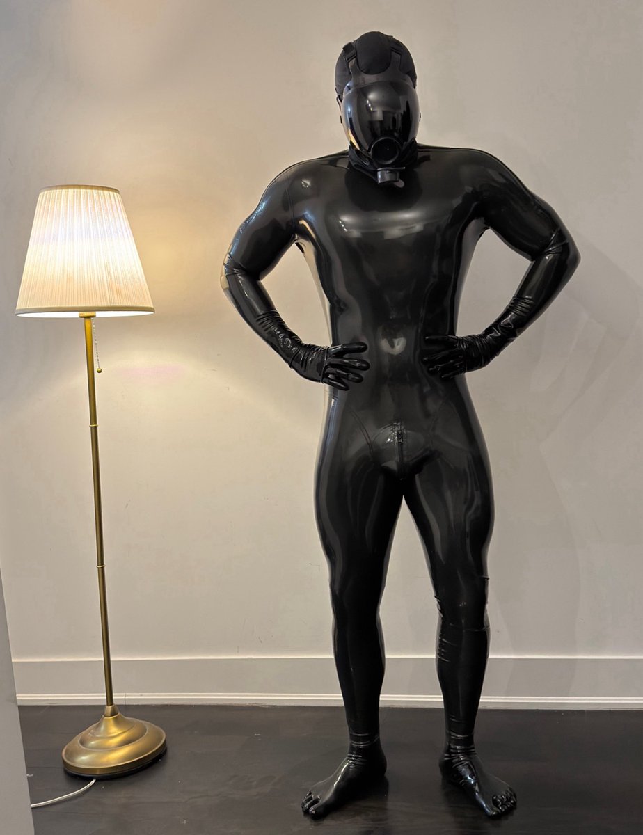 Turn off the lights.