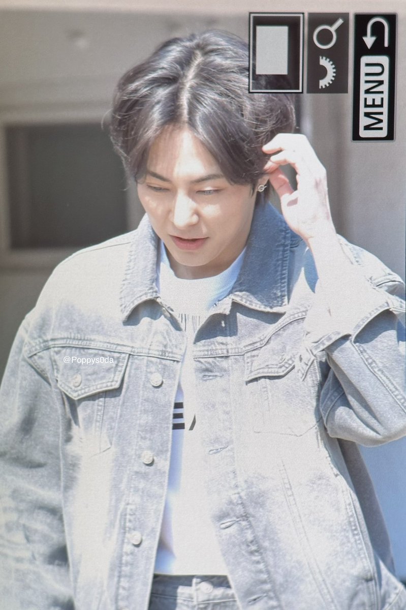 Poppys0da's tweet photo. 250319 이은지의가요광장

(◜ᴗ◝ )ﾉ"

#시우민 #シウミン #XIUMIN → 🐱 https://t.co/vAmA8AyUOy