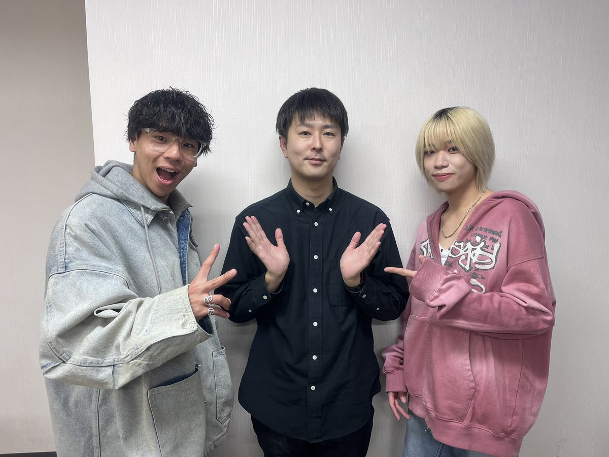 neguseofficial_'s tweet image. ãã©ãžãªåºæŒæ
å ±ã
CROSSFMããµã·ãã¬ã¿ãªã
3/19(æ°Ž) 20:00ïœ21:00
ãããã¡ããªããšã
ã€ã³ã¿ãã¥ãŒåºæŒããŸãïŒ
âŒè©³ããã¯ãã¡ã
crossfm.co.jp/contpgms/w_maiâŠ
ïŒâ»çªçµã®éœåã«ããæŸéæ¥ã倿Žã«ãªãå ŽåãããããŸããïŒ
#ãµã·ãã¬ã¿ãª #CROSSFM