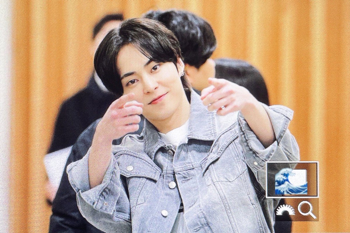 dive900326's tweet photo. 250319 #시우민 #XIUMIN https://t.co/Xqm7eXR9yN